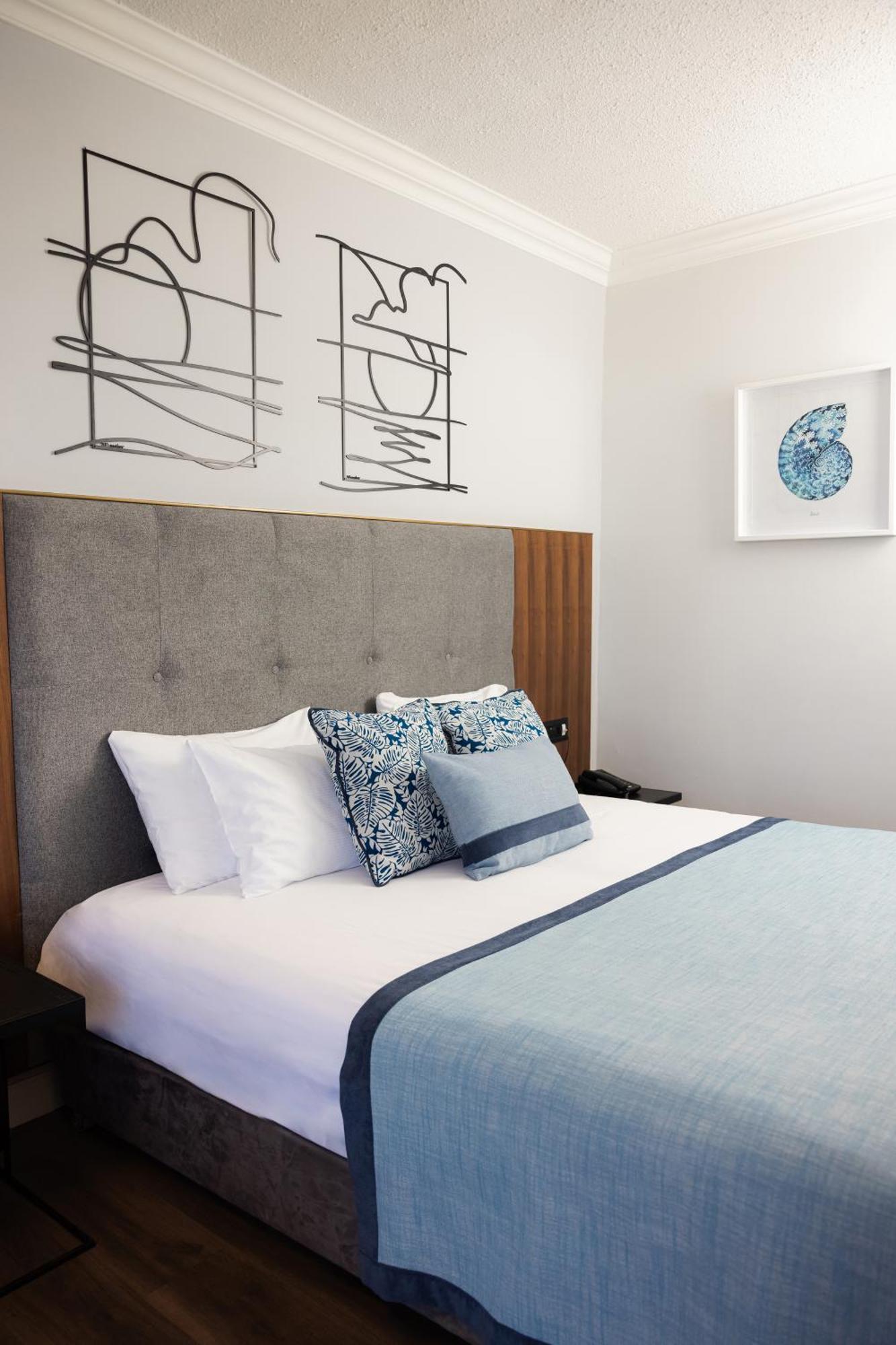 Deluxe Room with Sea View